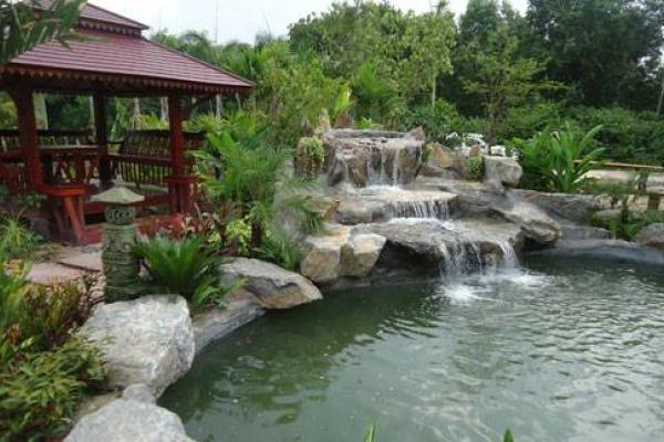 Suối nước đẹp cho khuôn viên sân vườn